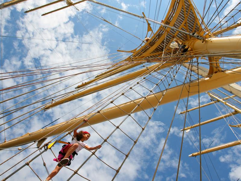 Climbing Clipper